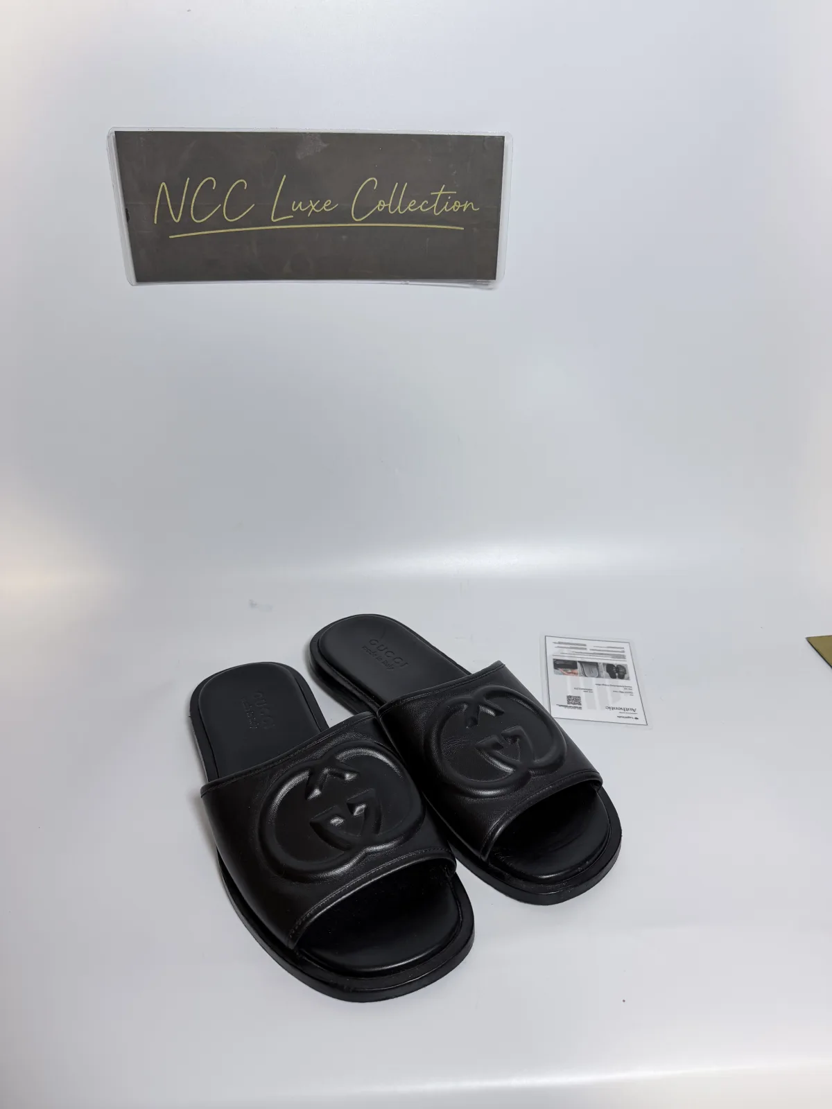 Gucci Interlocking G slide sandals