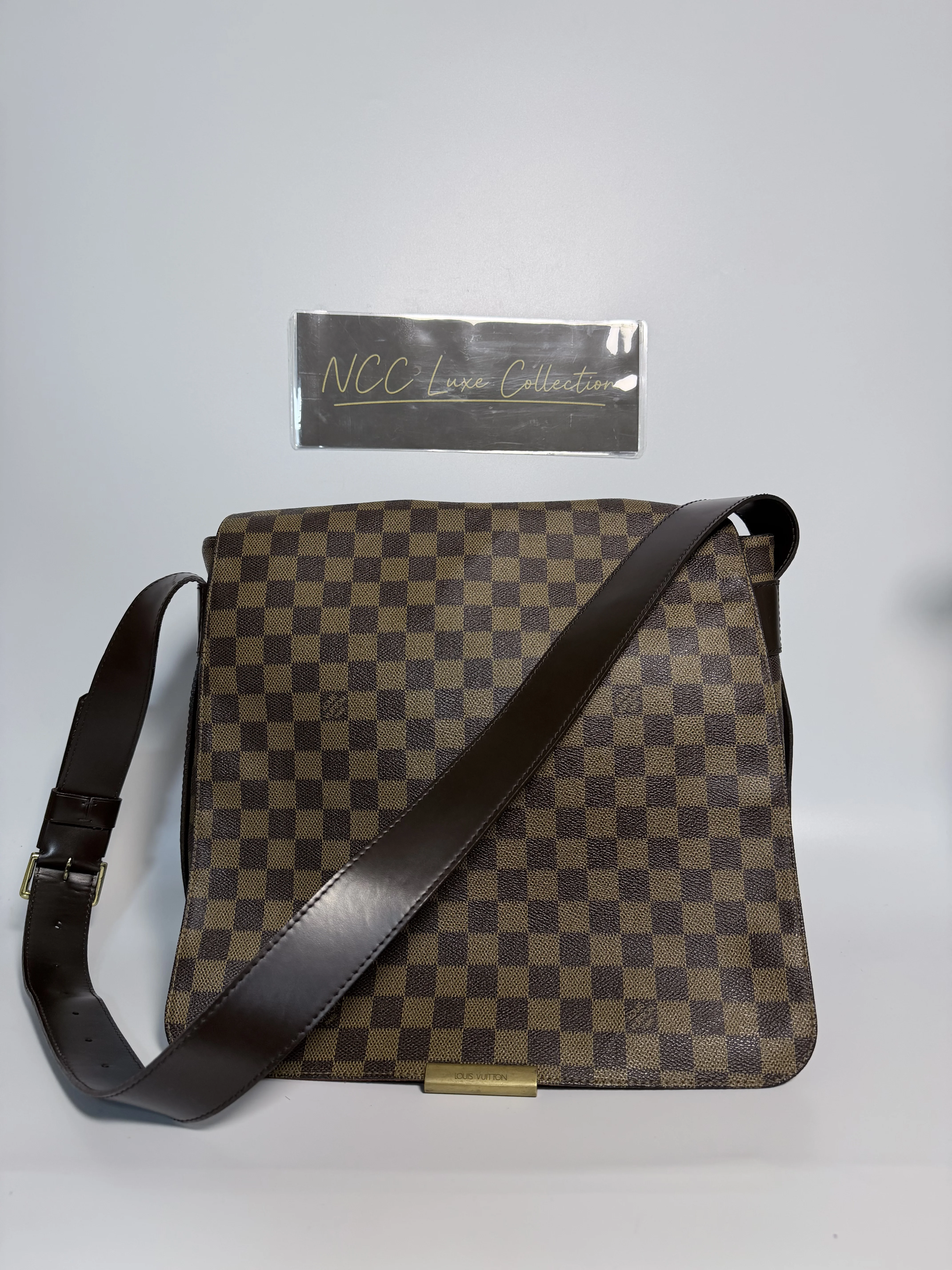 Louis Vuitton Bastille Messenger Bag Damier Ebene
